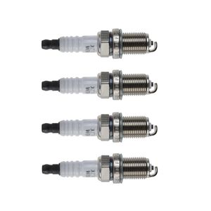 شمع خودرو اکیوم مدل rfc58lzk بسته 4 عددی