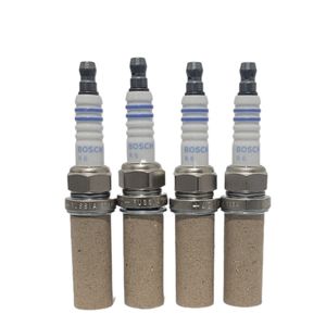 شمع خودرو بوش مدل تک پلاتین پایه بلند کد russia fr8sc +42 بسته 4 عددی