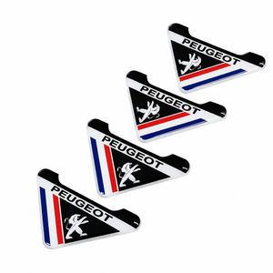 ضربه گیر پایین درب خودرو چیکال مدل مثلثی طرح peugeot franc کد k 589 مناسب برای انواع پژو بسته 4 عددی