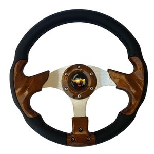 غربیلک فرمان مومو مدل lux wood
