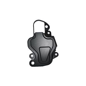 قاب محافظ پشت چراغ عقب سمت راننده مدل jy کد 8200598907 مناسب برای رنو مگان