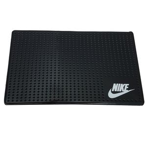 پد نگهدارنده اشیاء داخل خودرو مدل ضدلفزش داتی کد dt2025nik