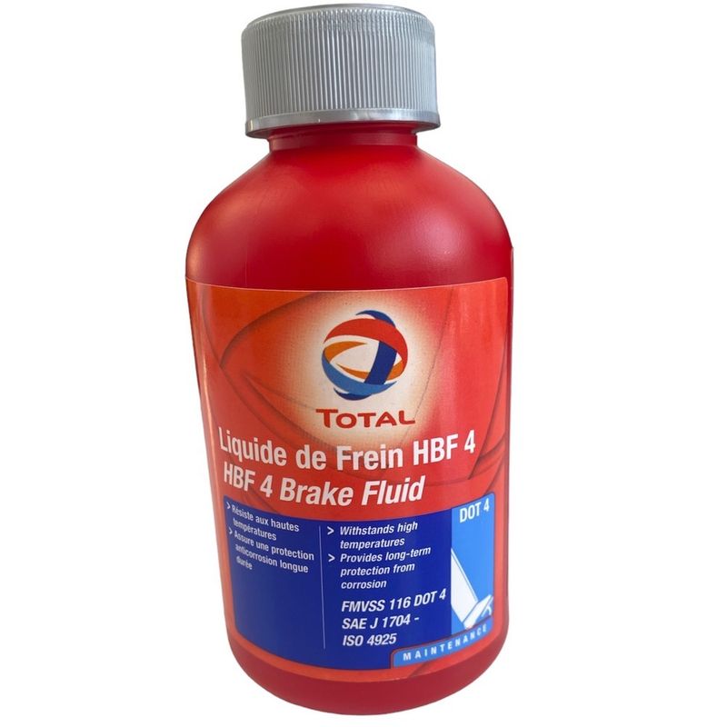 روغن ترمز خودرو توتال مدل liqude de frein hb4 حجم 250 میلی لیتر