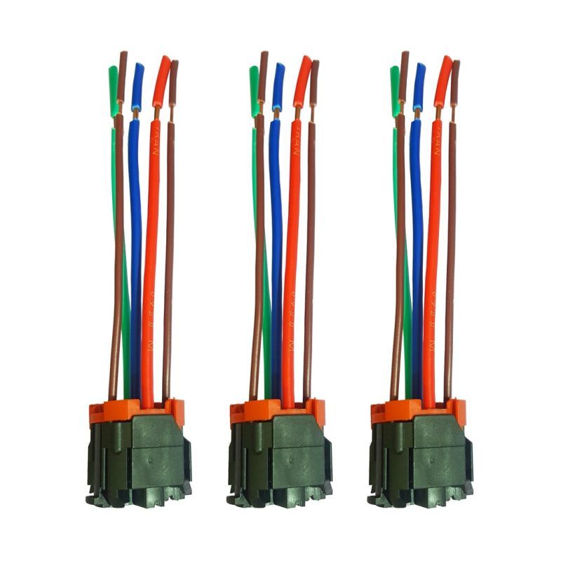 سوکت رله فن کد b050 مناسب برای پژو بسته 3 عددی